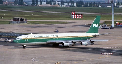AP-AXG Boeing 707-340C PIA Cargo ORY 170590