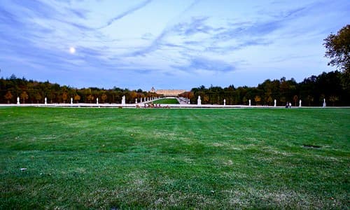 VERSAILLES