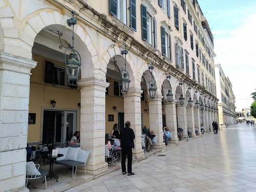 L'ESPLANADE