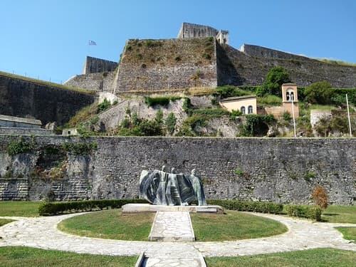NOUVELLE FORTERESSE (2)