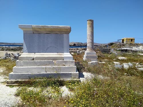 AGORA DE THÉOPHRASTOS