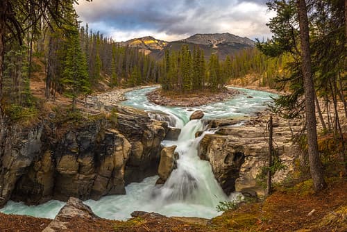 Sunwapta Falls, Alberta CA.