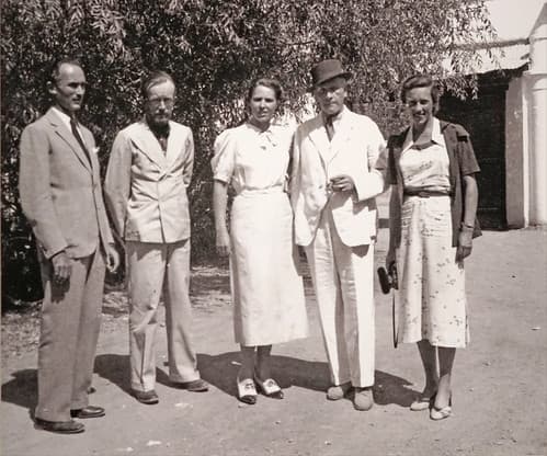 J. et R. Hackin, J. et X. Meunié, J. Carl à Kaboul (Musée Guimet, Paris)