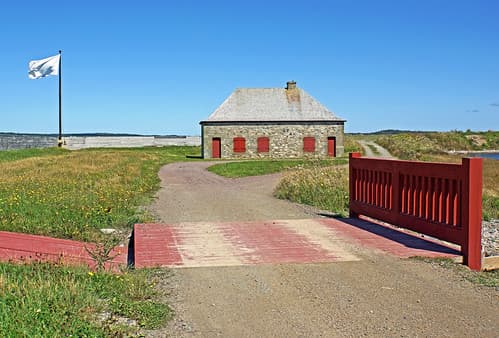 Louisbourg-02517 - Piece de la Grave Guardhouse and Battery.
