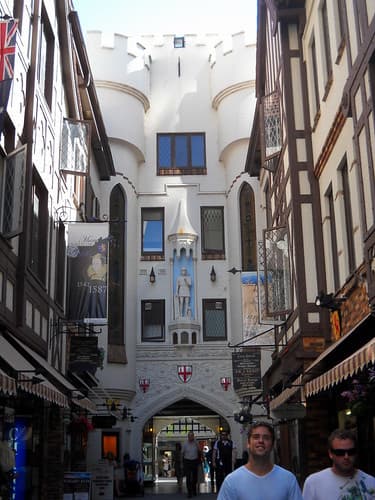 London Court