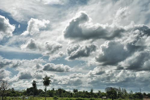Cielo de Aregua en Paraguay - Frutijazz