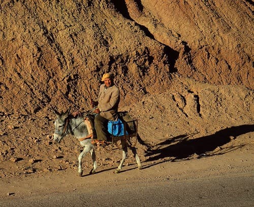 Morocco-Traveling at Sahara
