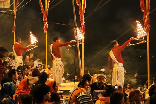 La cérémonie Ganga Aarti (Varanasi)