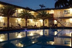Hôtel RAMADA INN GRAND COURT — Etats Unis