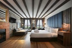 Hôtel HOTEL AUBERGE UNIVERSEL — Canada