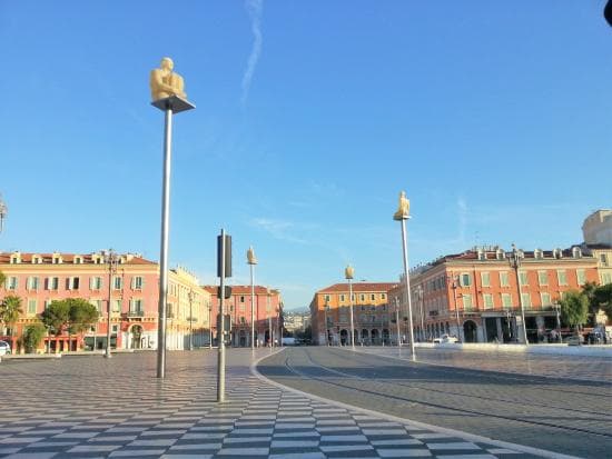 HOTEL HELVETIQUE – vue 3