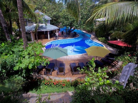 Hôtel 4* Paradise Beach Club & Casino – vue 5