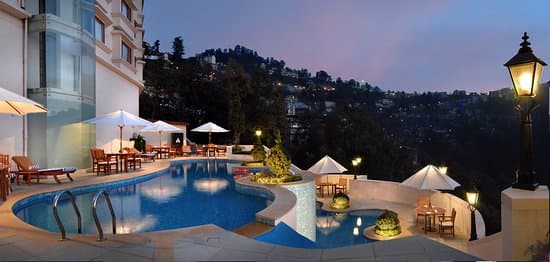 HOTEL DOMAINE DU JAS – vue 2