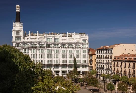 HOTEL HUSA REINA VICTORIA – vue 3