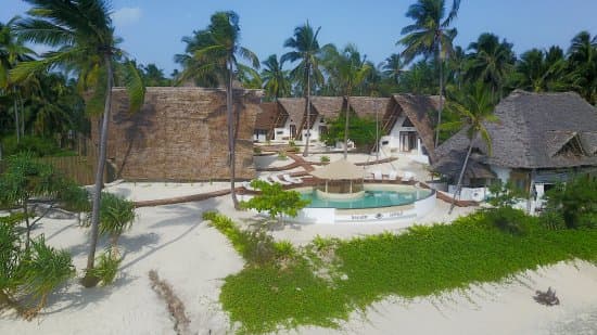 HOTEL BALLADINS SUPERIOR – vue 5