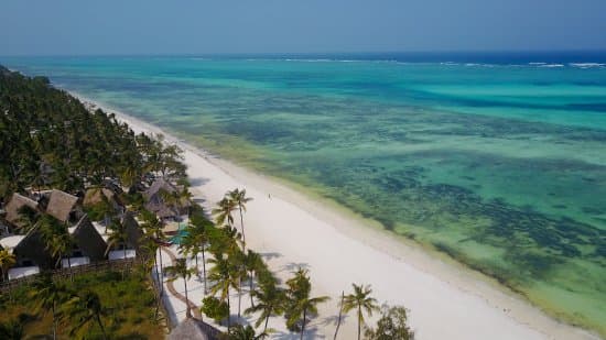 HOTEL BALLADINS SUPERIOR – vue 3