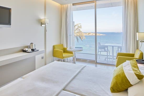 HOTEL APARTAMENTOS COMPLEJO LUX MAR – vue 4