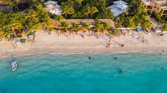 Hôtel 4* Paradise Beach Club & Casino – vue 3
