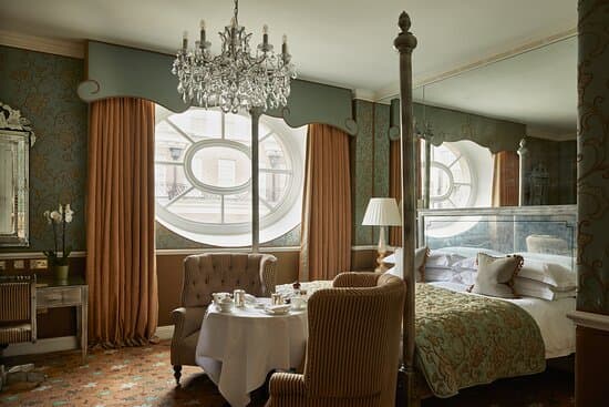 MAYFAIR HOTEL PARIS – vue 3