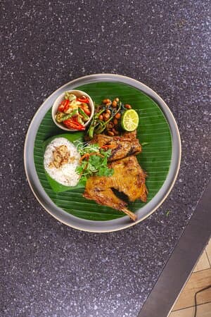 HOTEL IBIS MANGGA DUA & APARTMENTS – vue 5