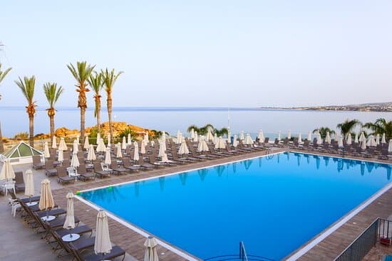 QUEENS BAY HOTEL PAPHOS – vue 2