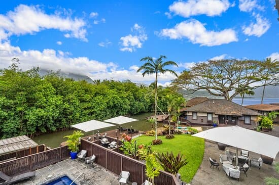 PARADISE BAY RESORT HOTEL CIRKEWWA – vue 5