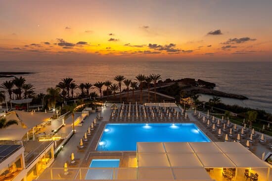 Hôtel QUEENS BAY HOTEL PAPHOS