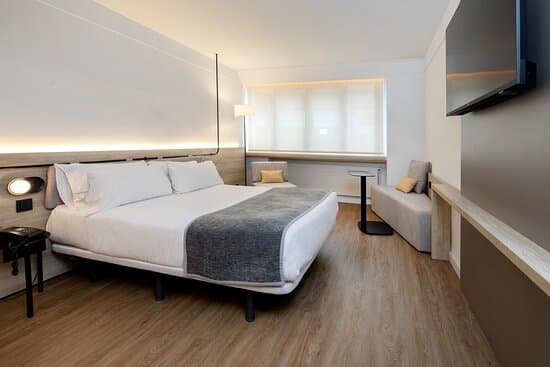DELFOS HOTEL LES ESCALDES – vue 4