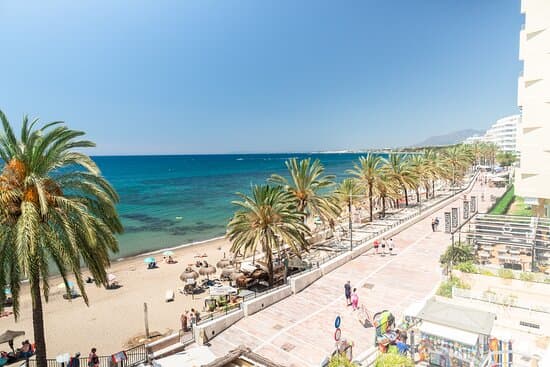 PUERTO AZUL APARTHOTEL MARBELLA – vue 3