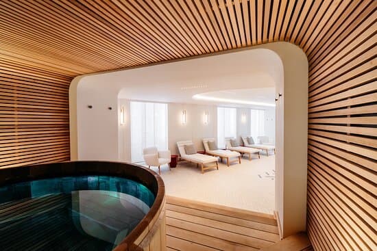 HOTEL SUISSE – vue 2