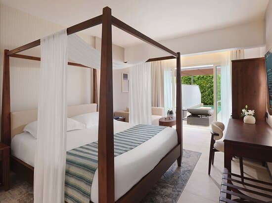 ELYSIUM BEACH RESORT PAPHOS – vue 2