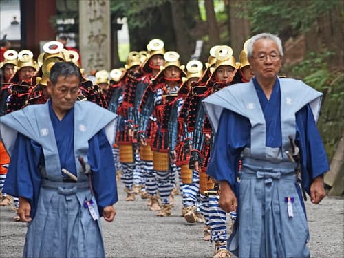 Groupe de samourai dans la procession Hyakumono-Zoroe Sennin Gyoretsu (Shunki reitaisai, Nikko)