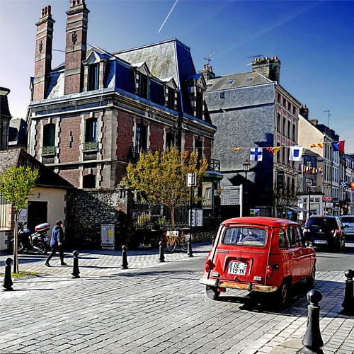 Renault 4 - Honfleur, France
