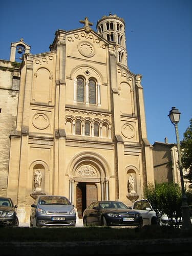 Uzès