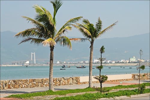 Le bord de mer (Da Nang)