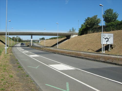 Cycle lane / Voie cyclable