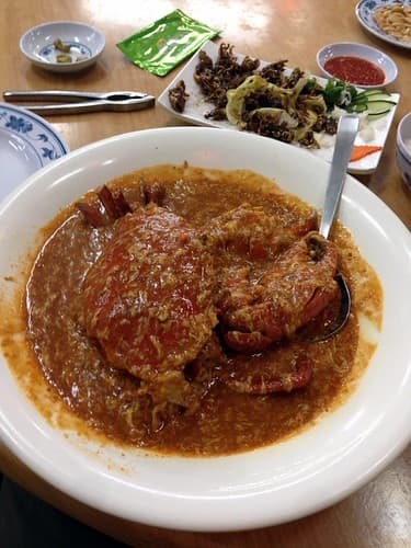 Chili Crab at No Signboard in Geylang - Singapore