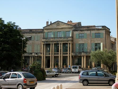 Uzès
