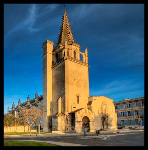 Collégiale St-Marthe