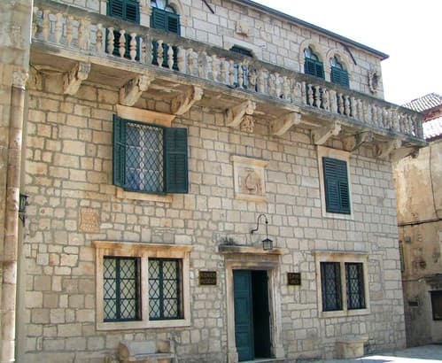 Hvar