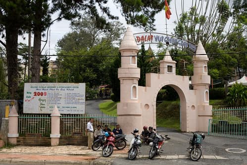 Dalat Amusement and Entertainment Center