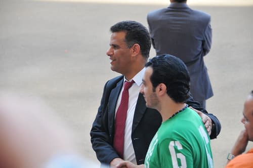 Iheb Taoufik reçu en grande pompe, par l'actuel directeur de la securité presidentielle en Tunisie (2014), à la tribune d'honneur du stade de Radès