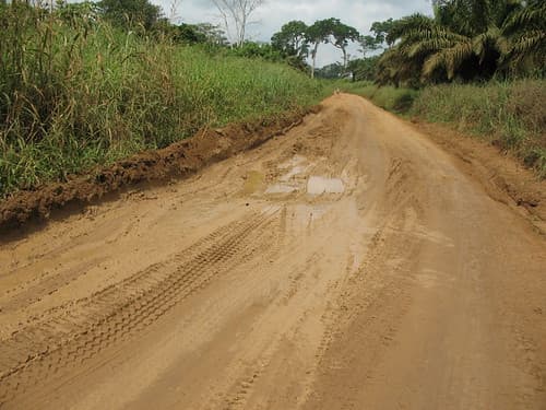 "Dry" Season Road_1540