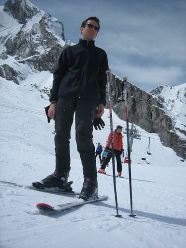skiing at Gourette resort