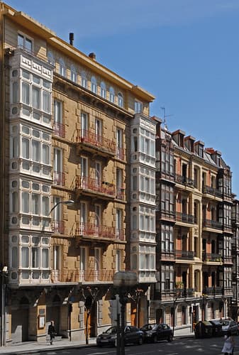 Maisons de la fin du 19ème siècle à Bilbao