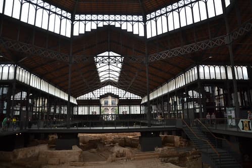 Ancien marché du Born, et restes de 1714 de la ville (avant le siège franco-espagnols et la perte de l'indépendance catalane) Barcelone