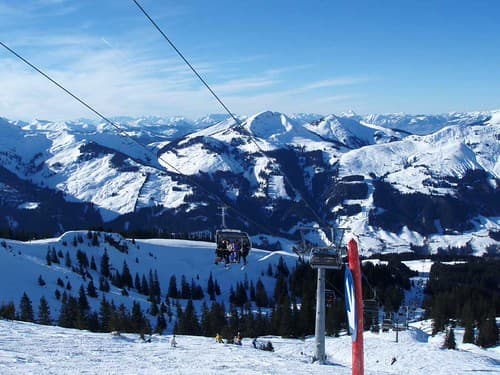 kitzbuehel_chairlift