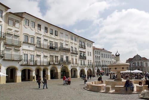 Evora