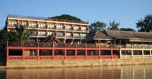 Vang Vieng Boat Tour
