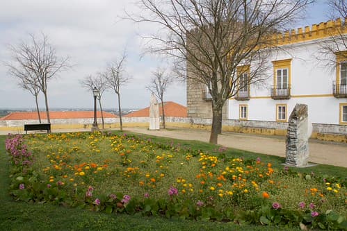 Evora
